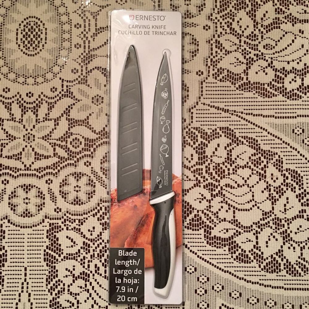 Brand-name carving knife with case